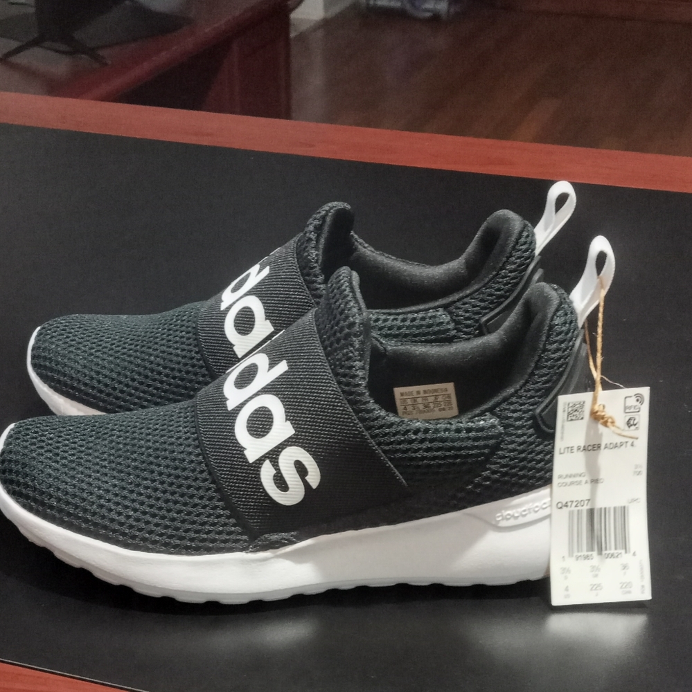 Adidas kids tennis shoes